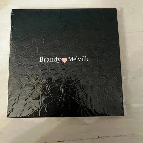 Brandy Melville fashion card assorted variety - Picture 4 of 5